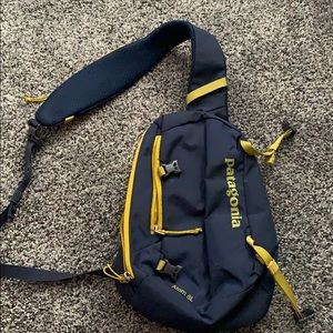 patagonia sling bag!!!